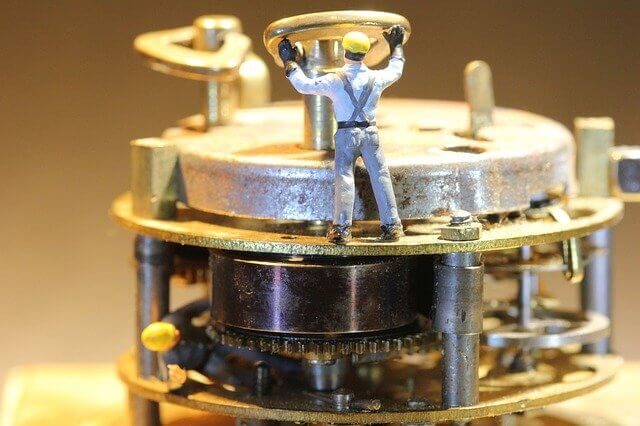 O que é NR 12, medidas de proteção e como se adequar