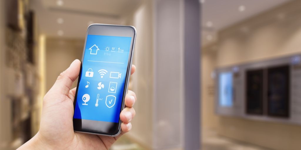 celular com controle de casa automatizada com arduino