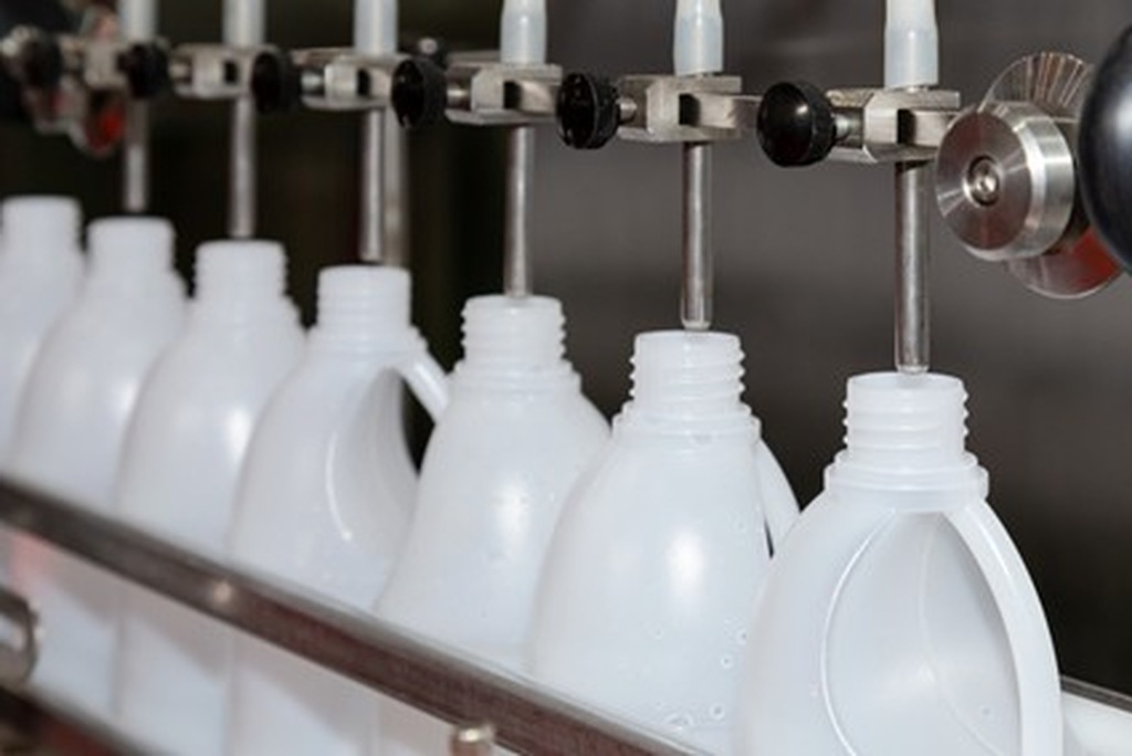 embalagens em máquina de envase