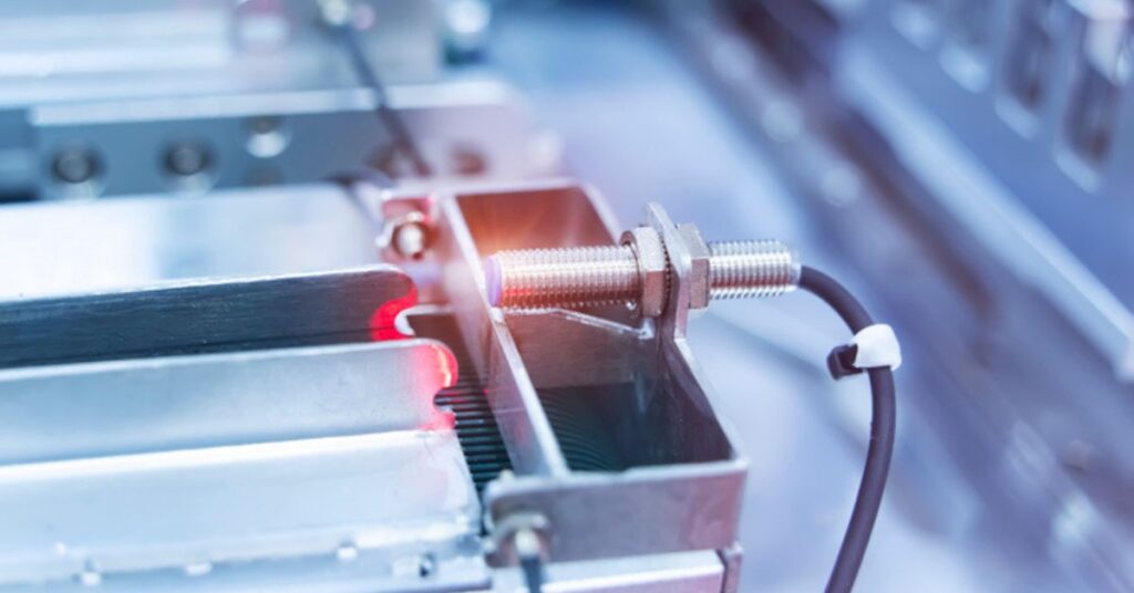 sensor indutivo em operação